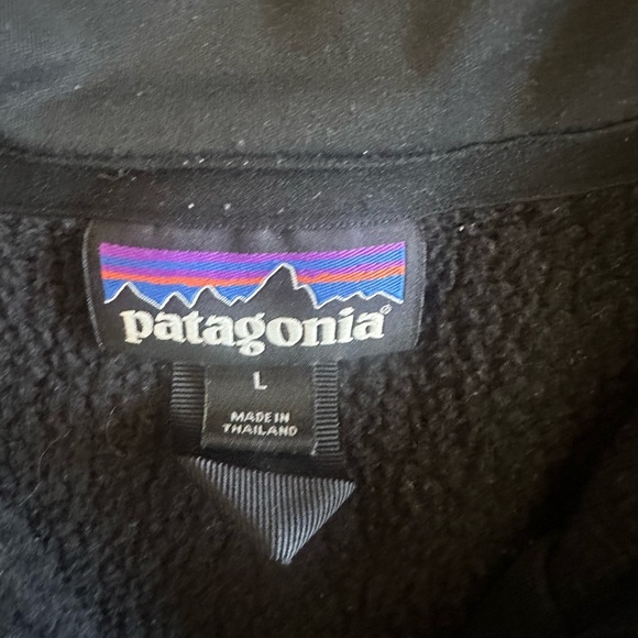 Patagonia Black Sweatshirt Hoodie - Picture 6 of 6
